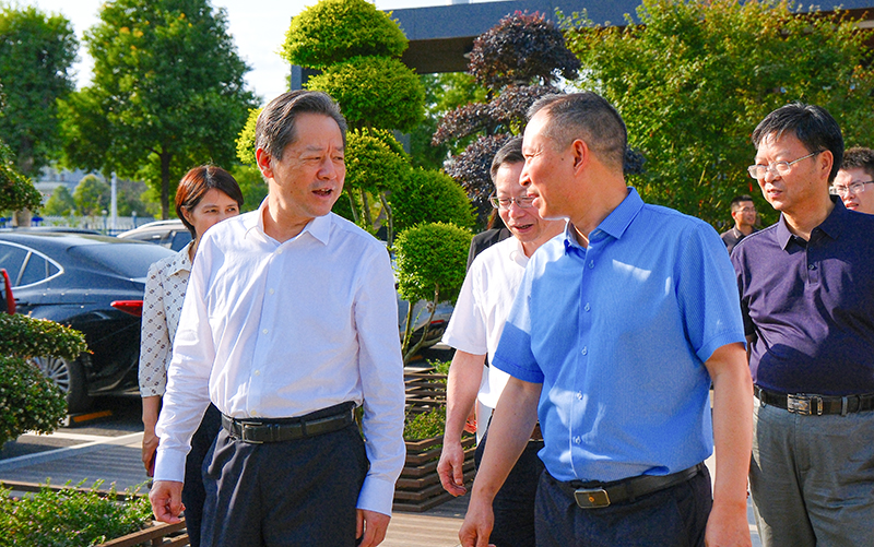 DSCF8982-800.jpg